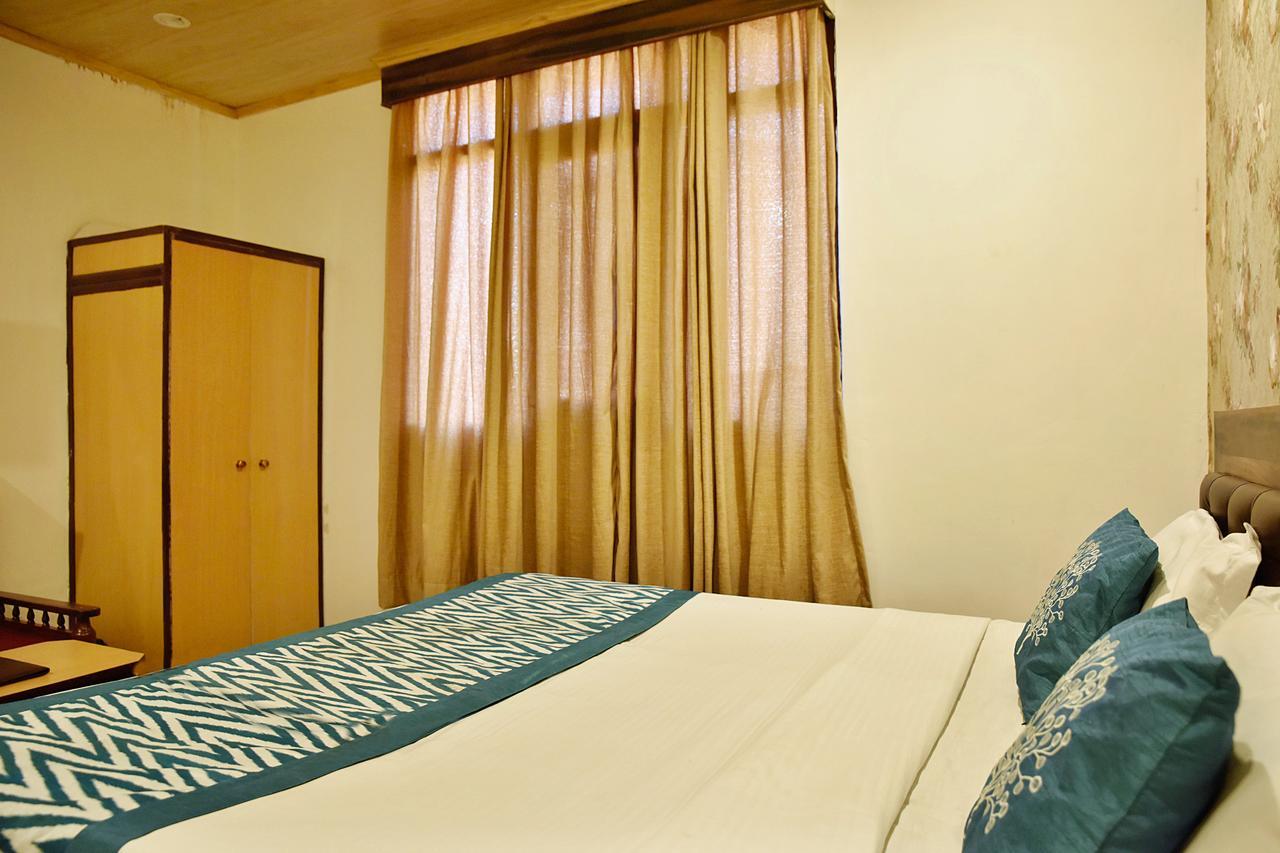 Oyo 8917 Hotel Crystal Palace Shimla Eksteriør billede