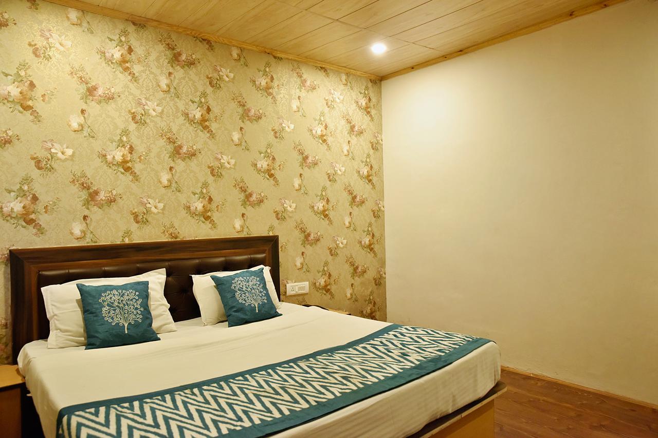 Oyo 8917 Hotel Crystal Palace Shimla Eksteriør billede