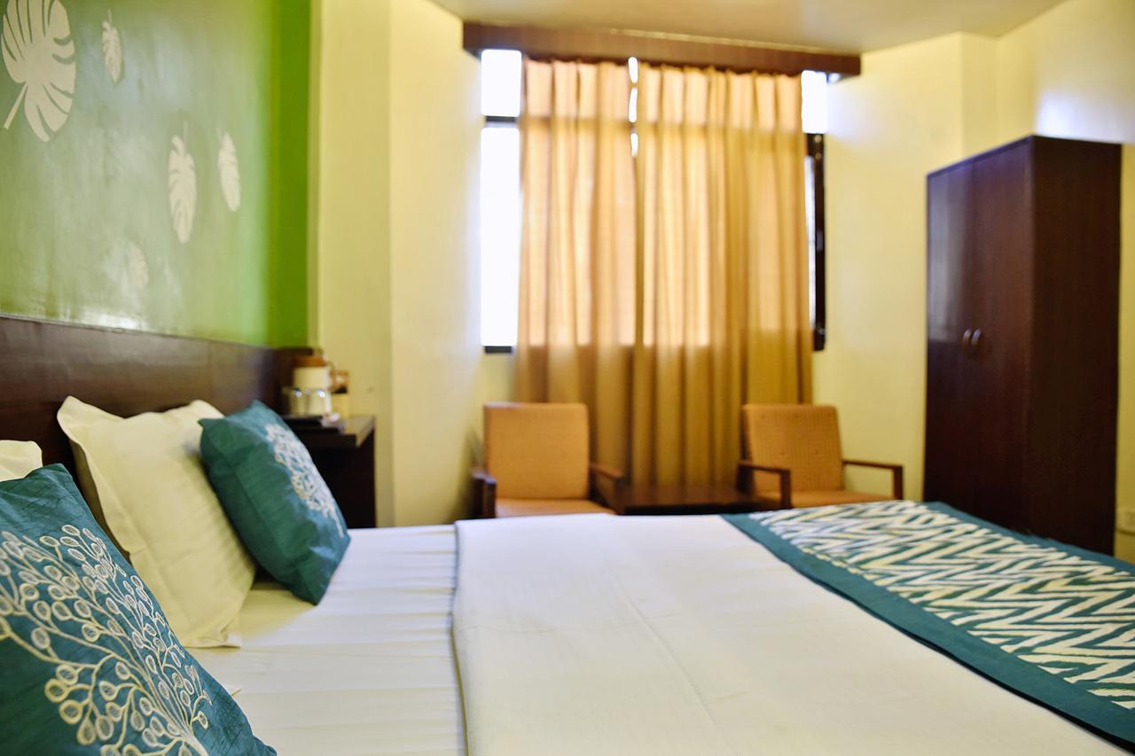 Oyo 8917 Hotel Crystal Palace Shimla Eksteriør billede
